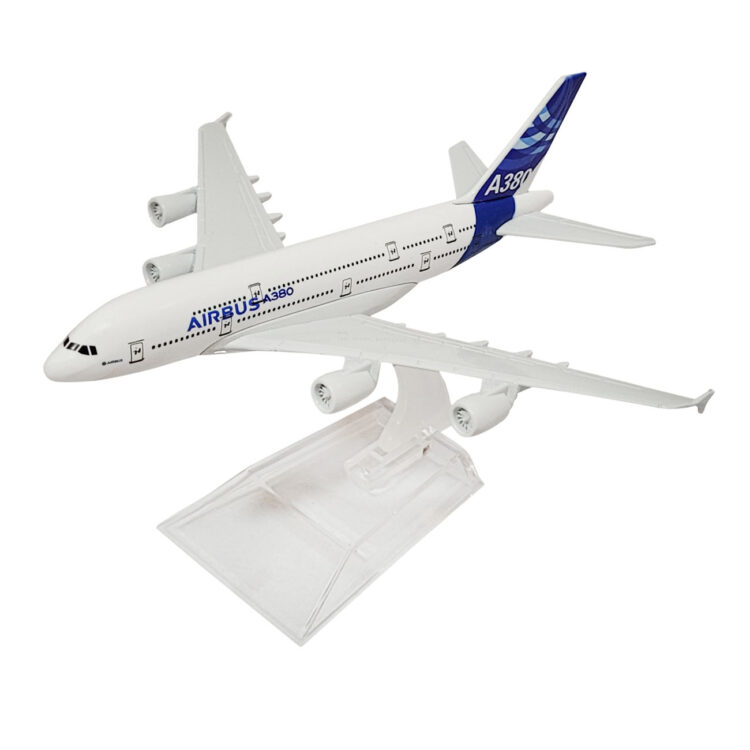 ماکت هواپیما فلزی طرح ایرباس A380 کد 100